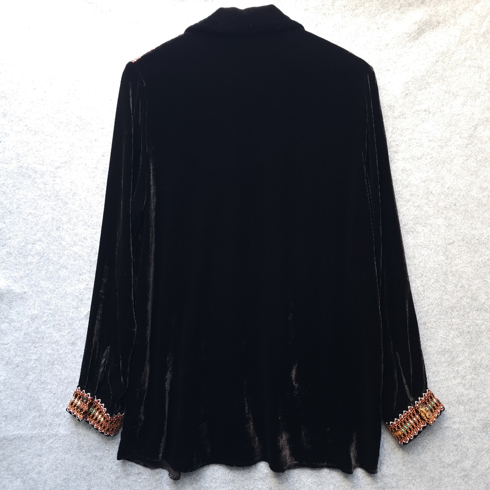 Johnny Was Chiri Embroidered Velvet Button-up Blouse - Picture 4 of 10